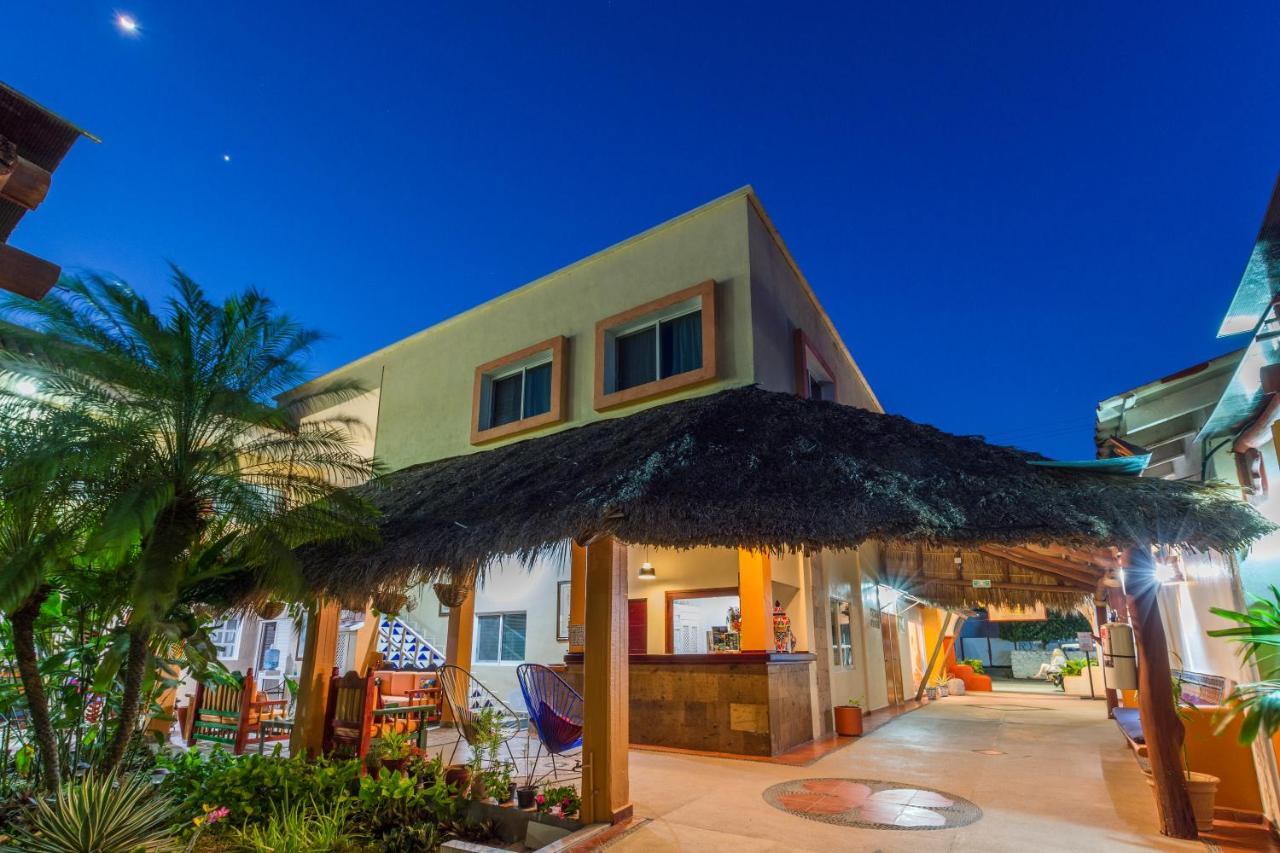 Hotel Meson De Mita Пунта-Мита Экстерьер фото