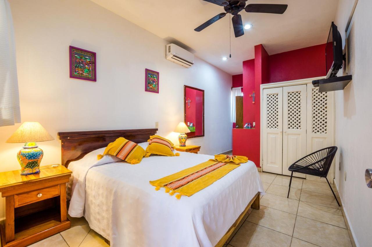 Hotel Meson De Mita Пунта-Мита Экстерьер фото